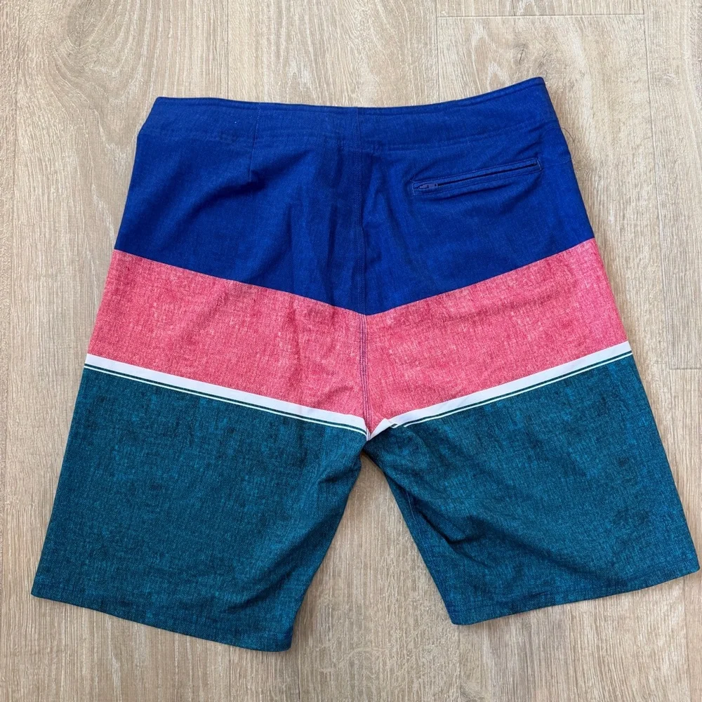 Old Navy Men's Blue, Pink, and Green Swim Shorts